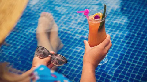 imagem capa Junho em Rio Quente Goiás: Promoções de Hotéis, Dia dos Namorados e Arraiá