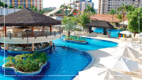 Clube Privé em Caldas Novas: Piscinas e Toboáguas