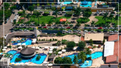 Clube Privé em Caldas Novas: Piscinas e Toboáguas