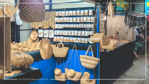 Comida Barata em Caldas Novas: Conhece a Feira do Luar?