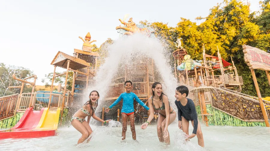 Imagem destauente: Hot Park é Bom para Crianças? Veja as Atrações