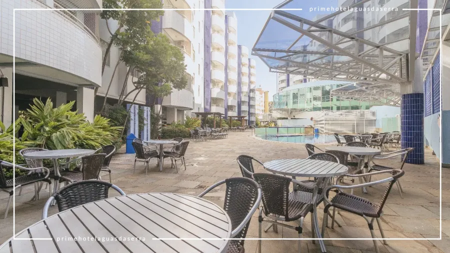 prime-hotel-aguas-da-serra-imagem-galeria-piscina-aquecida-em-rio-quente-parque-aquatico-aguas-da-serra-6a6b5f52a784c-6a6b5f52a783f-0_9819_0.webp